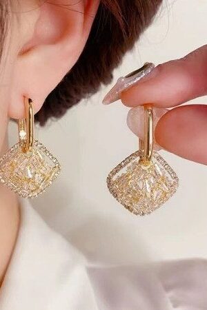Golden Sparkle Geometric Drop Earrings -138